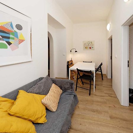 Appartement Borivojova 50 à Prague Extérieur photo