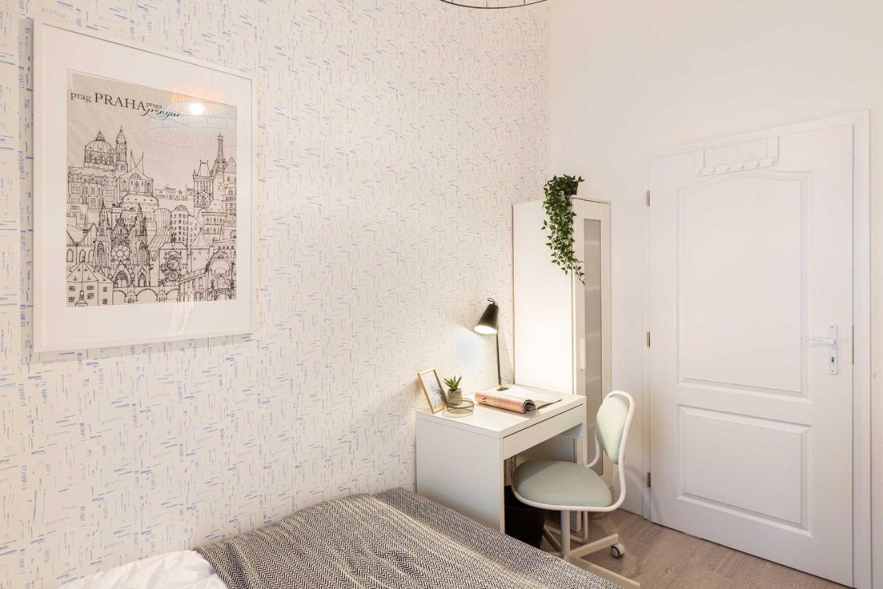 Appartement Borivojova 50 à Prague Extérieur photo